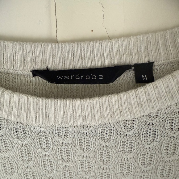 Wardrobe Apparel | Size M | Off-White 100% Viscose Knit Short Sleeve Top - Picture 3 of 6